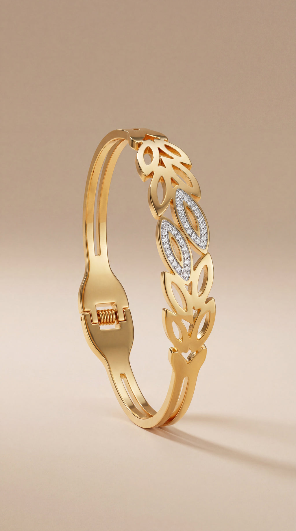 Ornate Lattice Glow Bangle