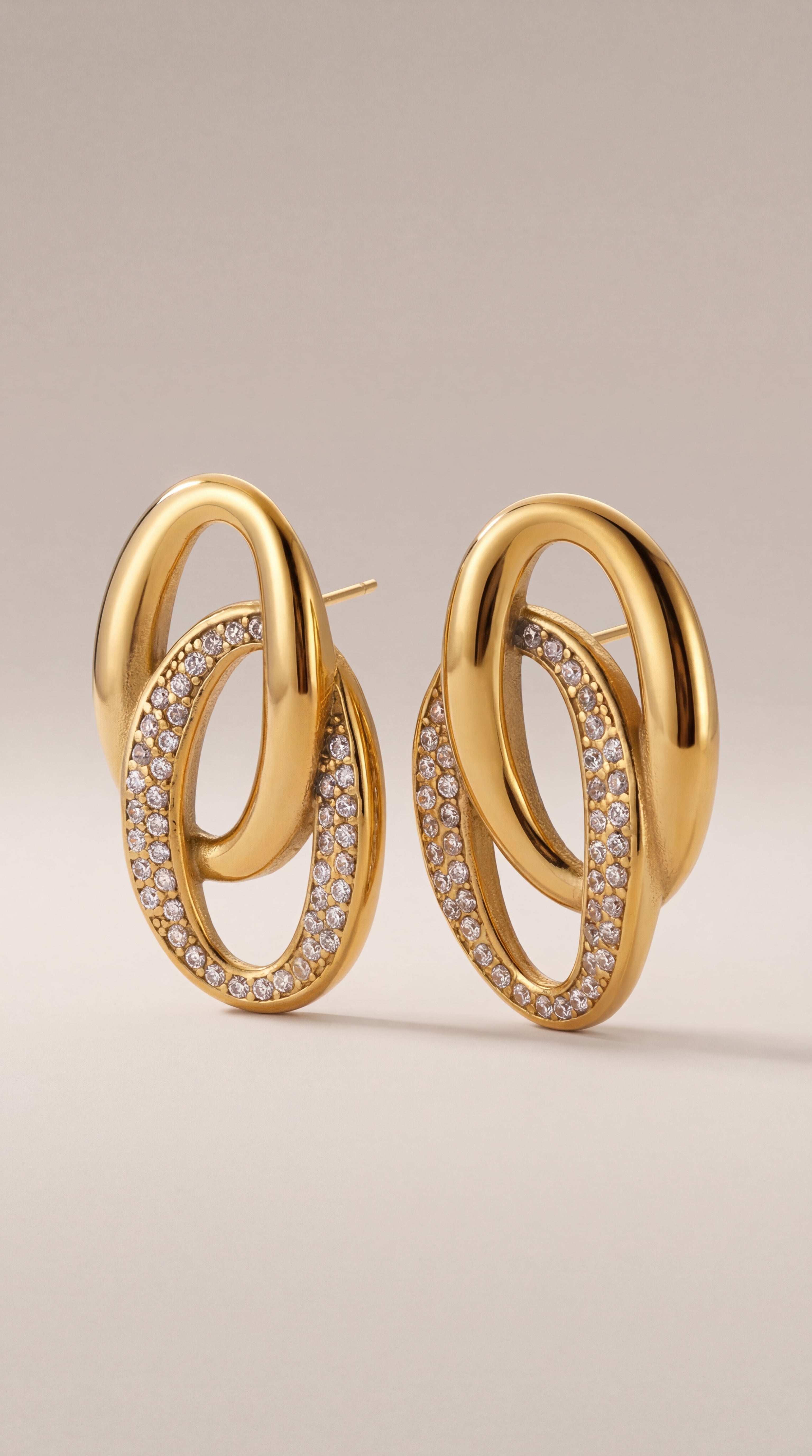 Linked Éclat CZ Pavé Studs