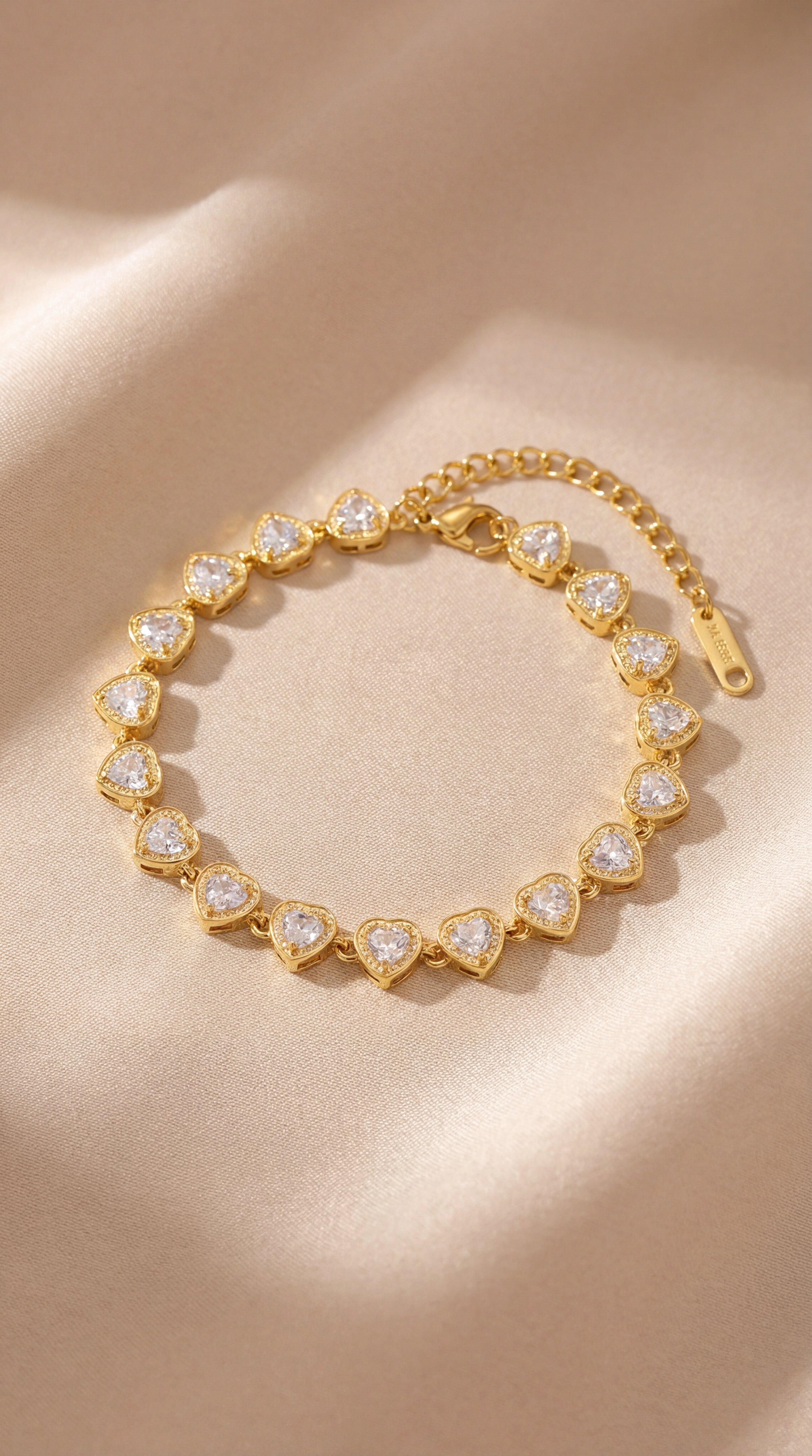 Eterna Heart Bracele