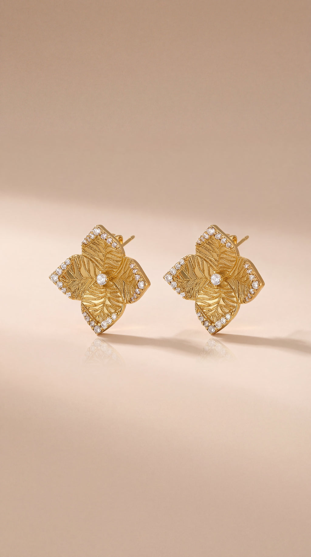 Bloom Studs