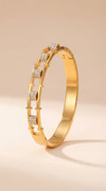 Capsule Line Bangle