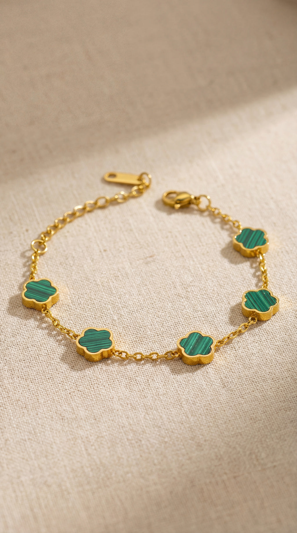 Serene Clover Bracelet