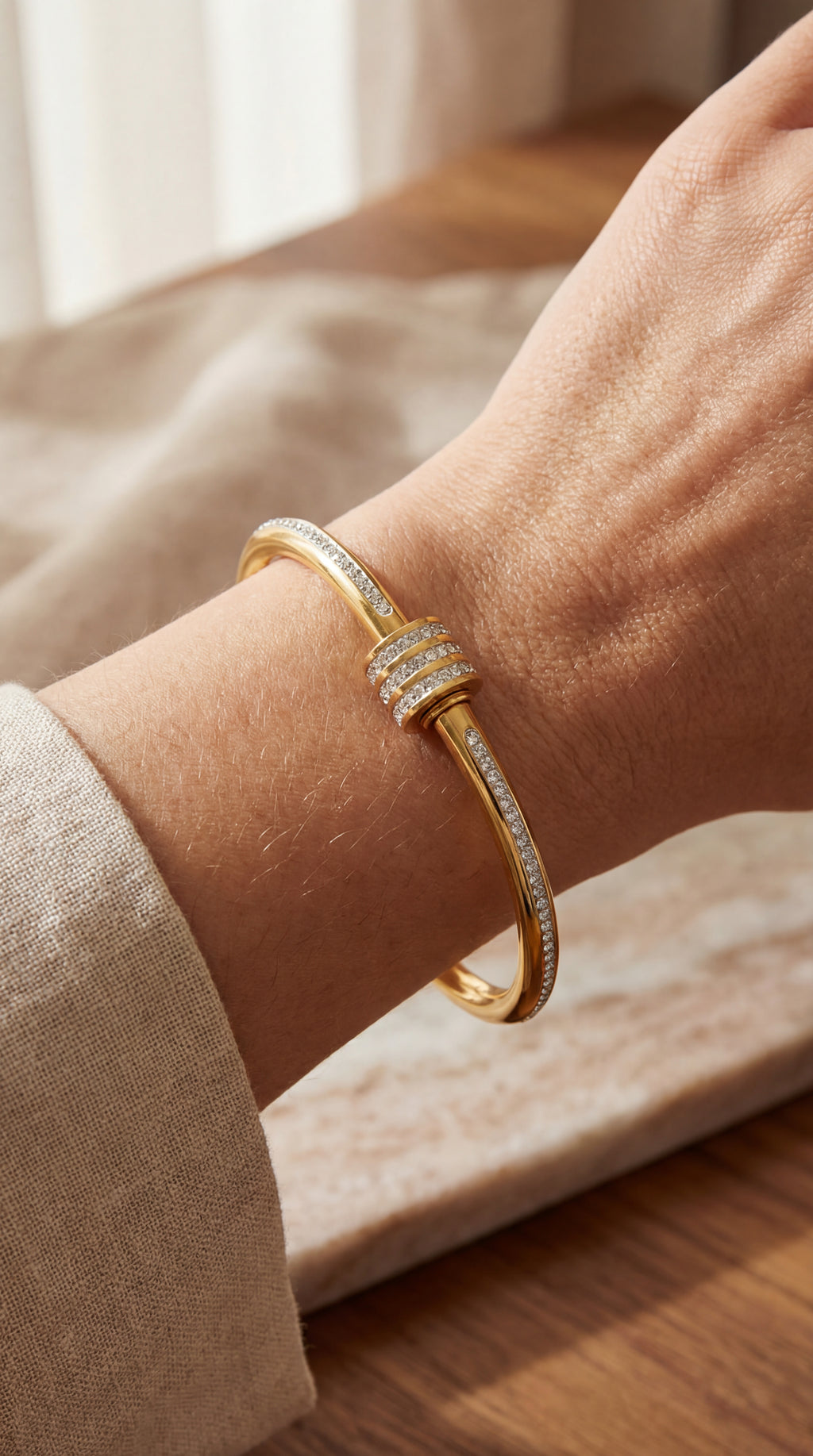 Golden Axis Contour Lock Bangle
