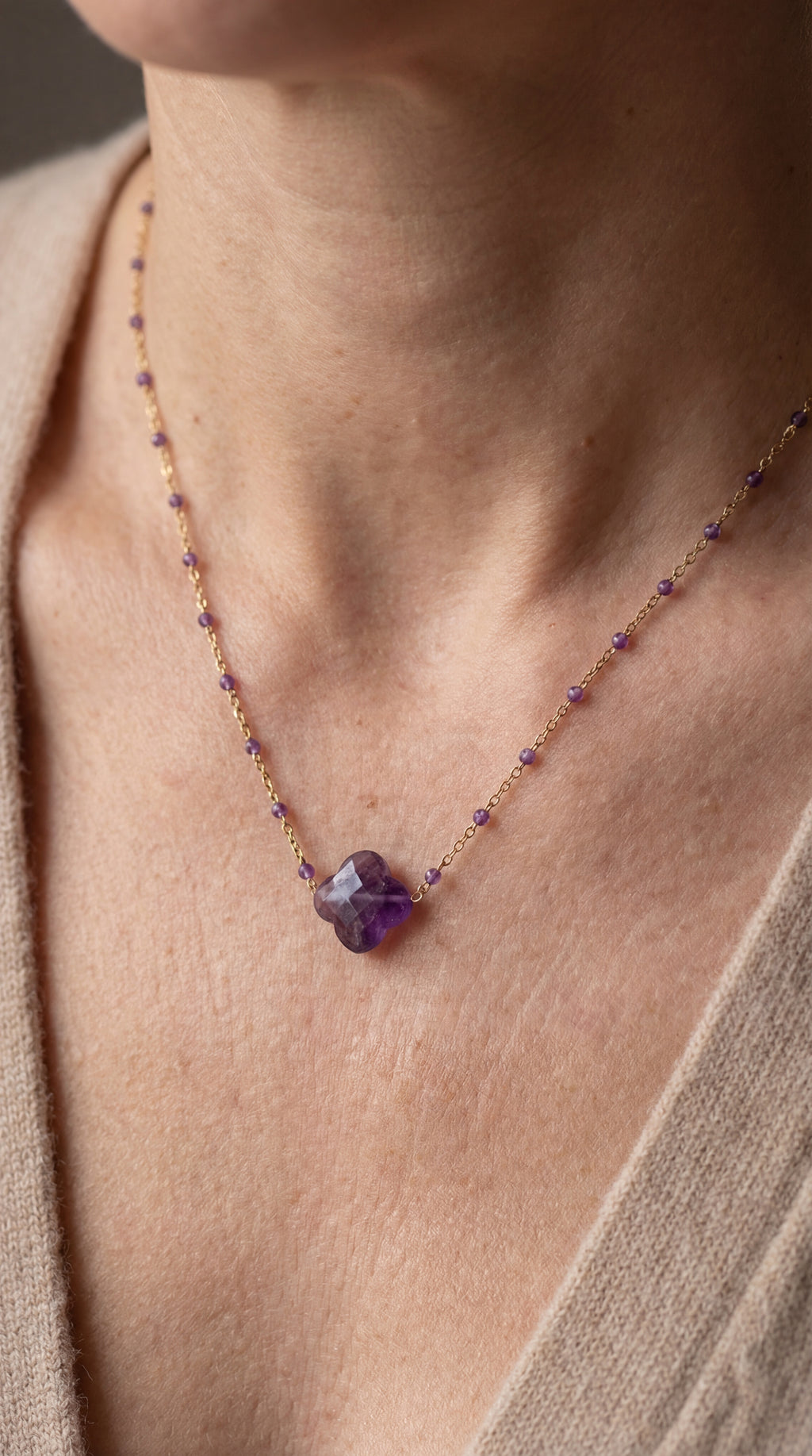 Lucky Clover Pendant  Necklace