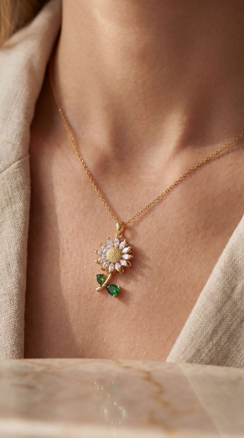 Rotating Sunflower Pendant Necklace