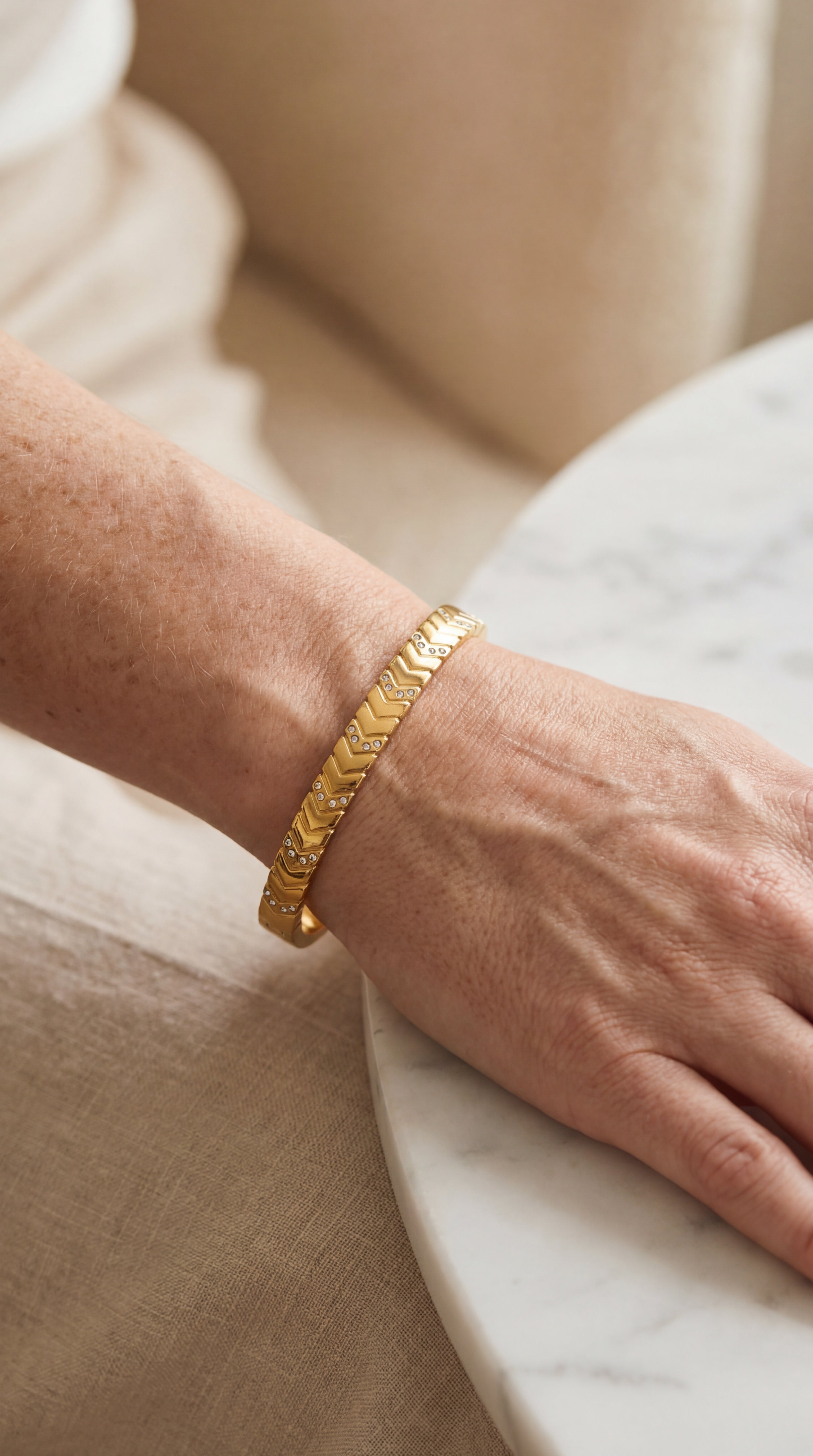 Cutline Stone Bangle