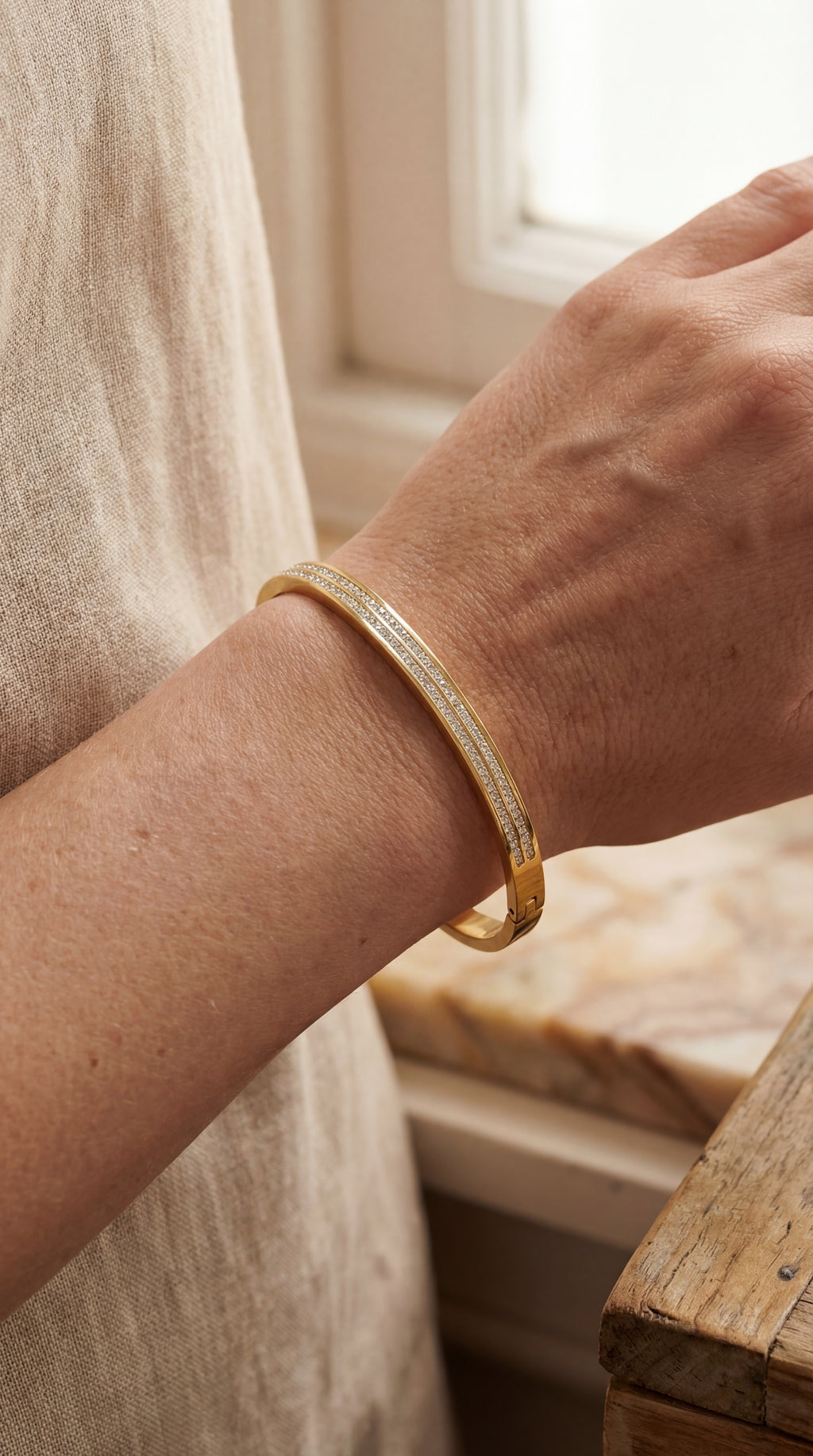 Regal Radiance Studio Bangle