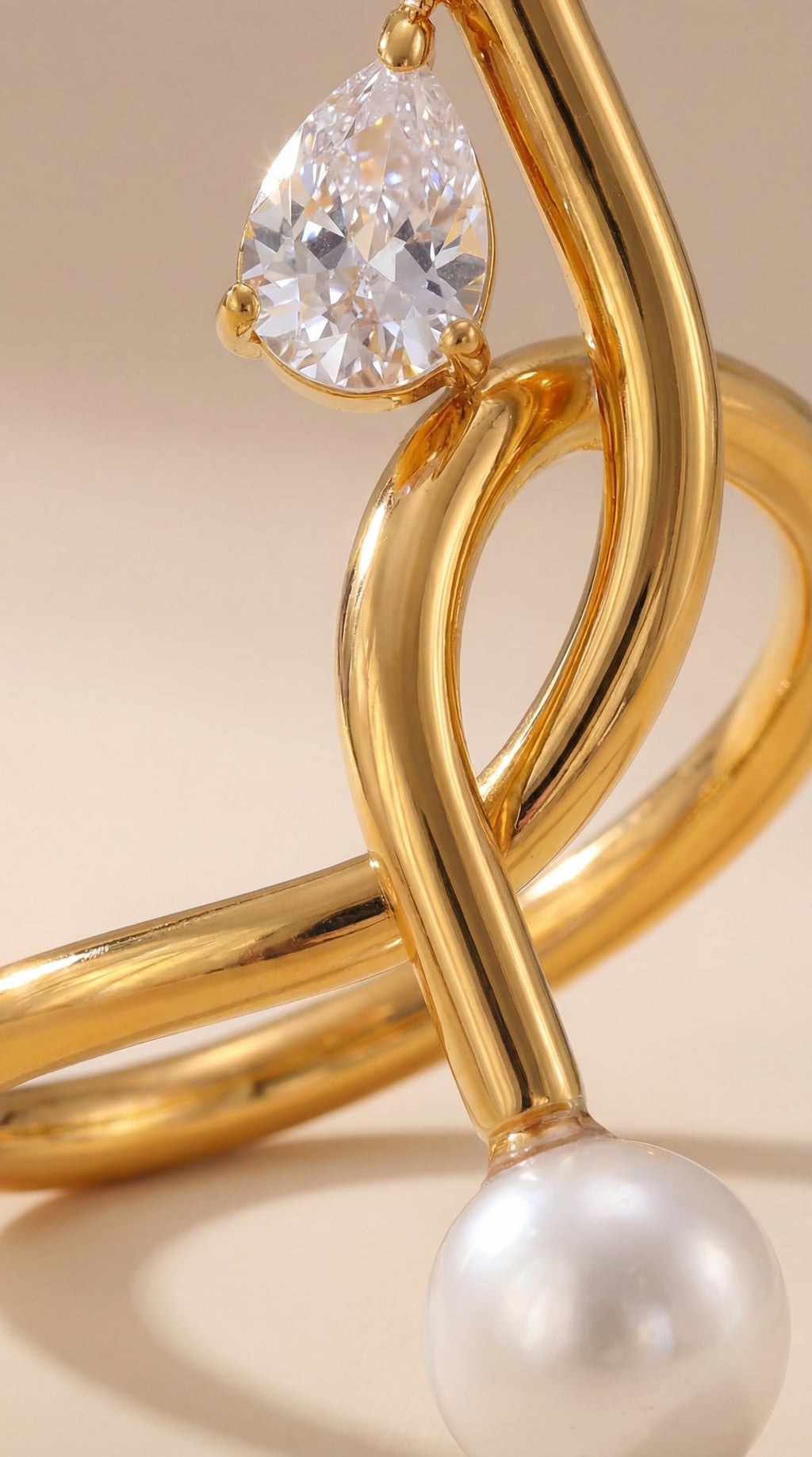 Showstopper Knot Ring