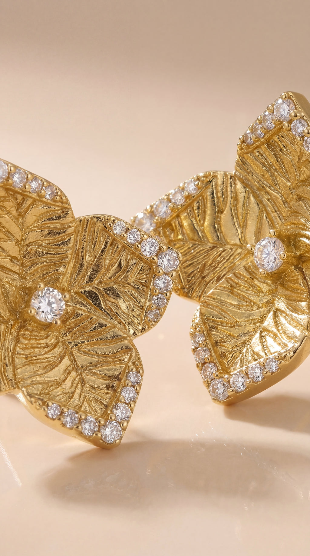 Bloom Studs