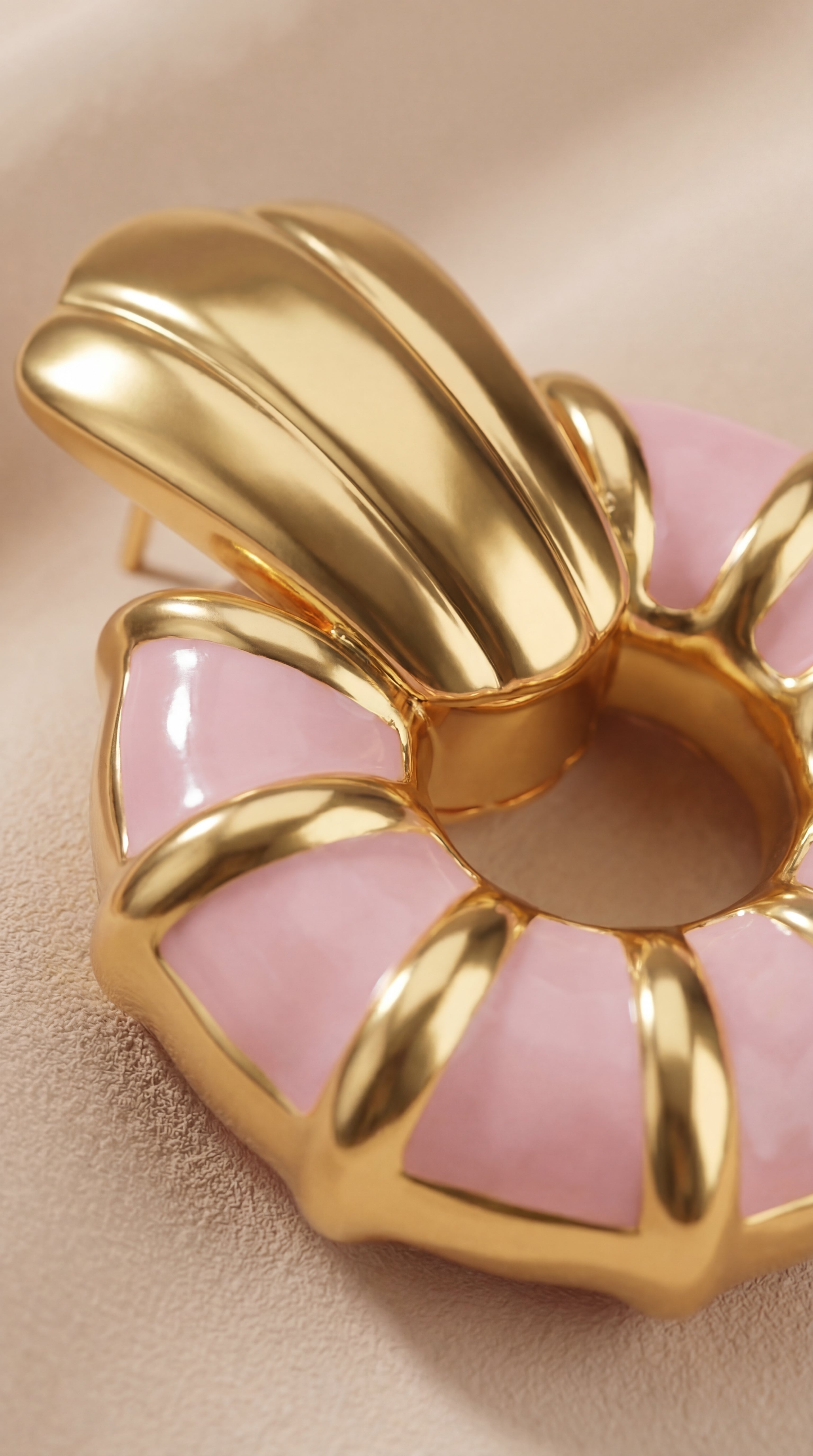 Champagne Petal Medallion Earrings