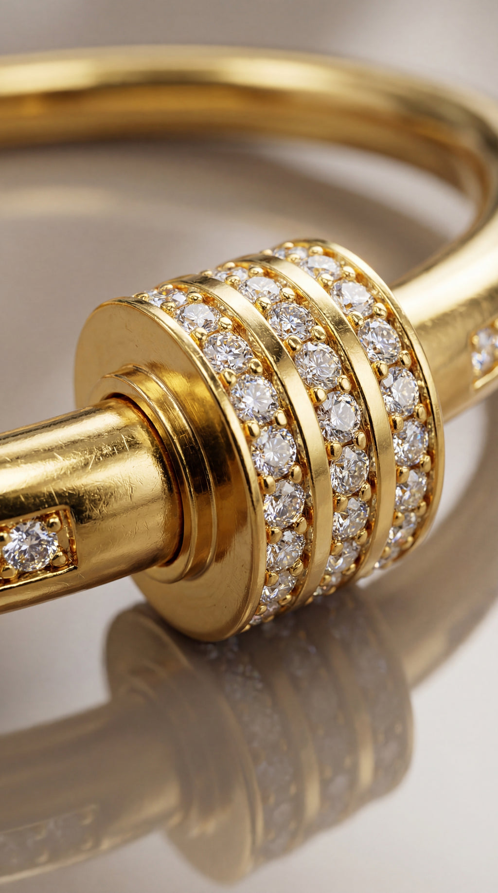 Golden Axis Contour Lock Bangle
