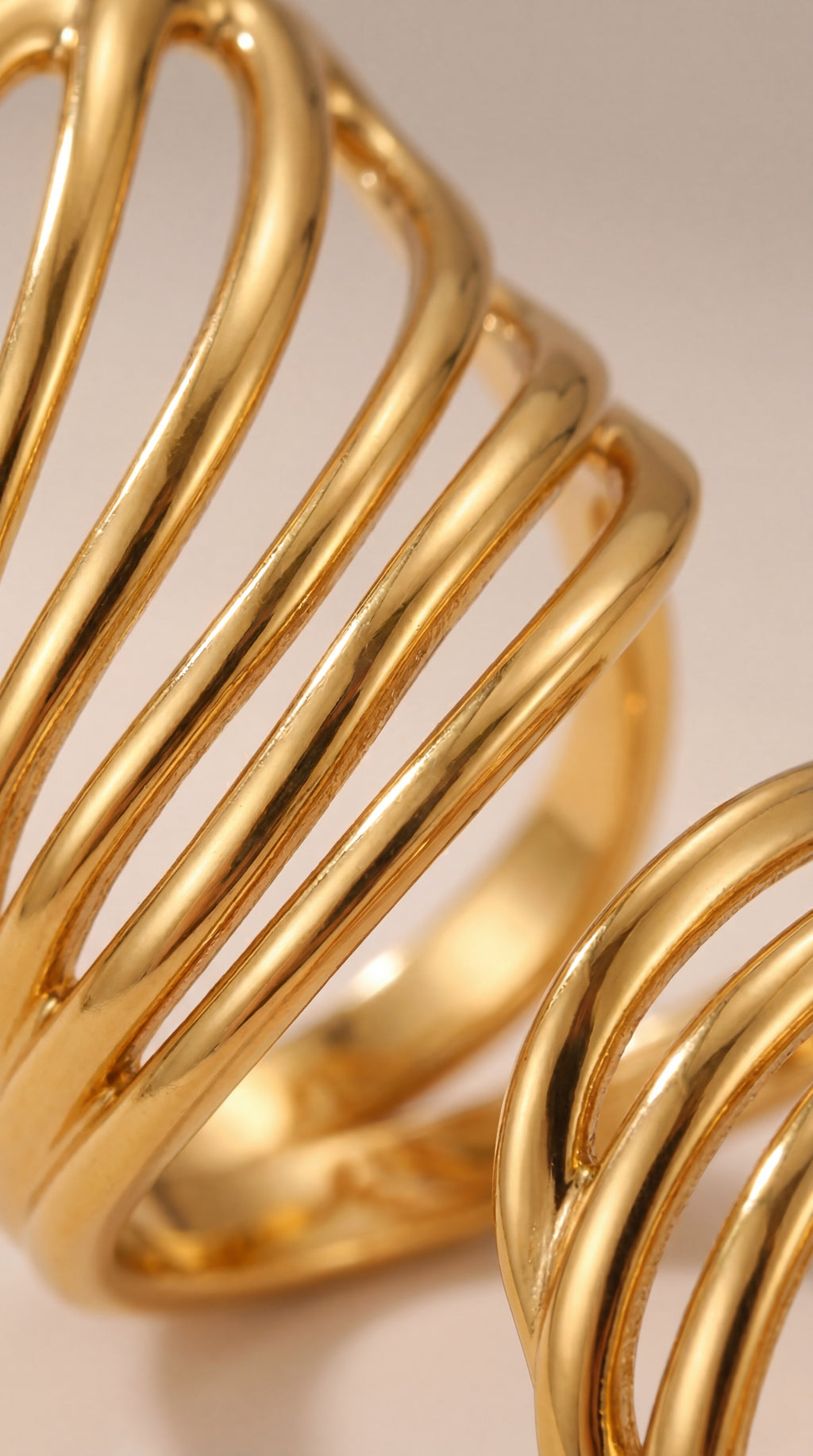 Guggenheim Sculpt Ring