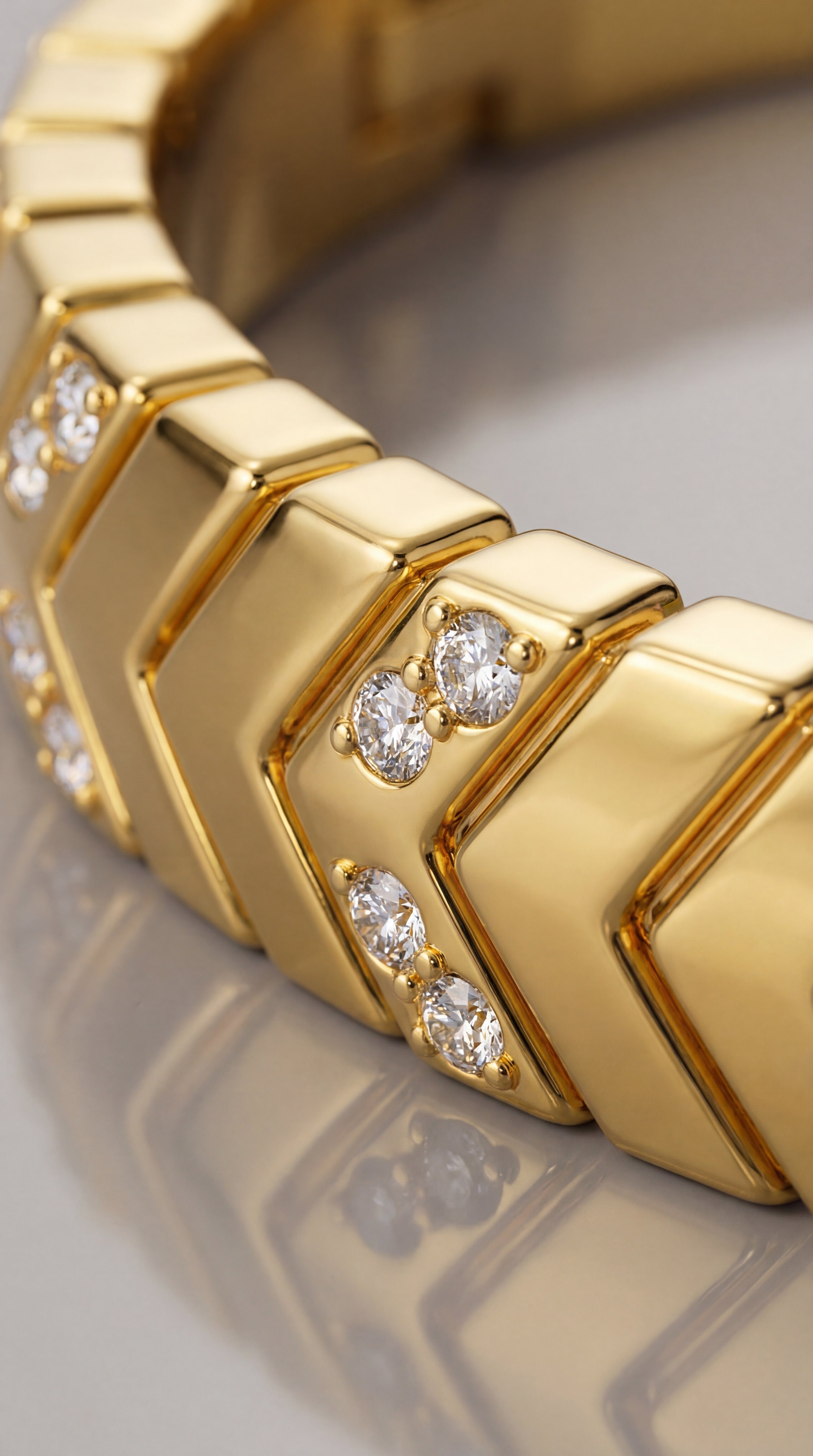 Cutline Stone Bangle