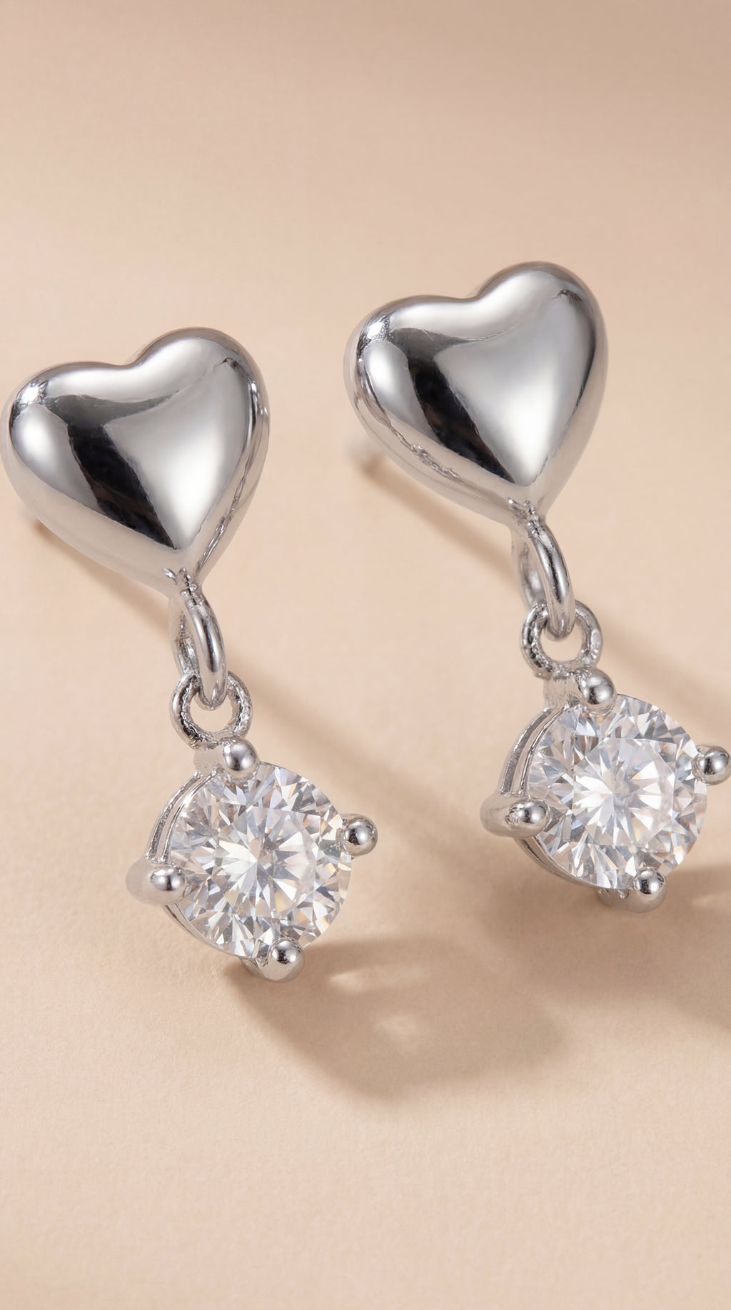 Mini Heart Éclat CZ Earrings