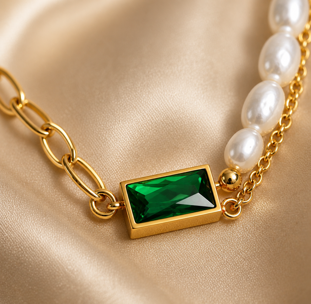 Emerald Pearl Necklace