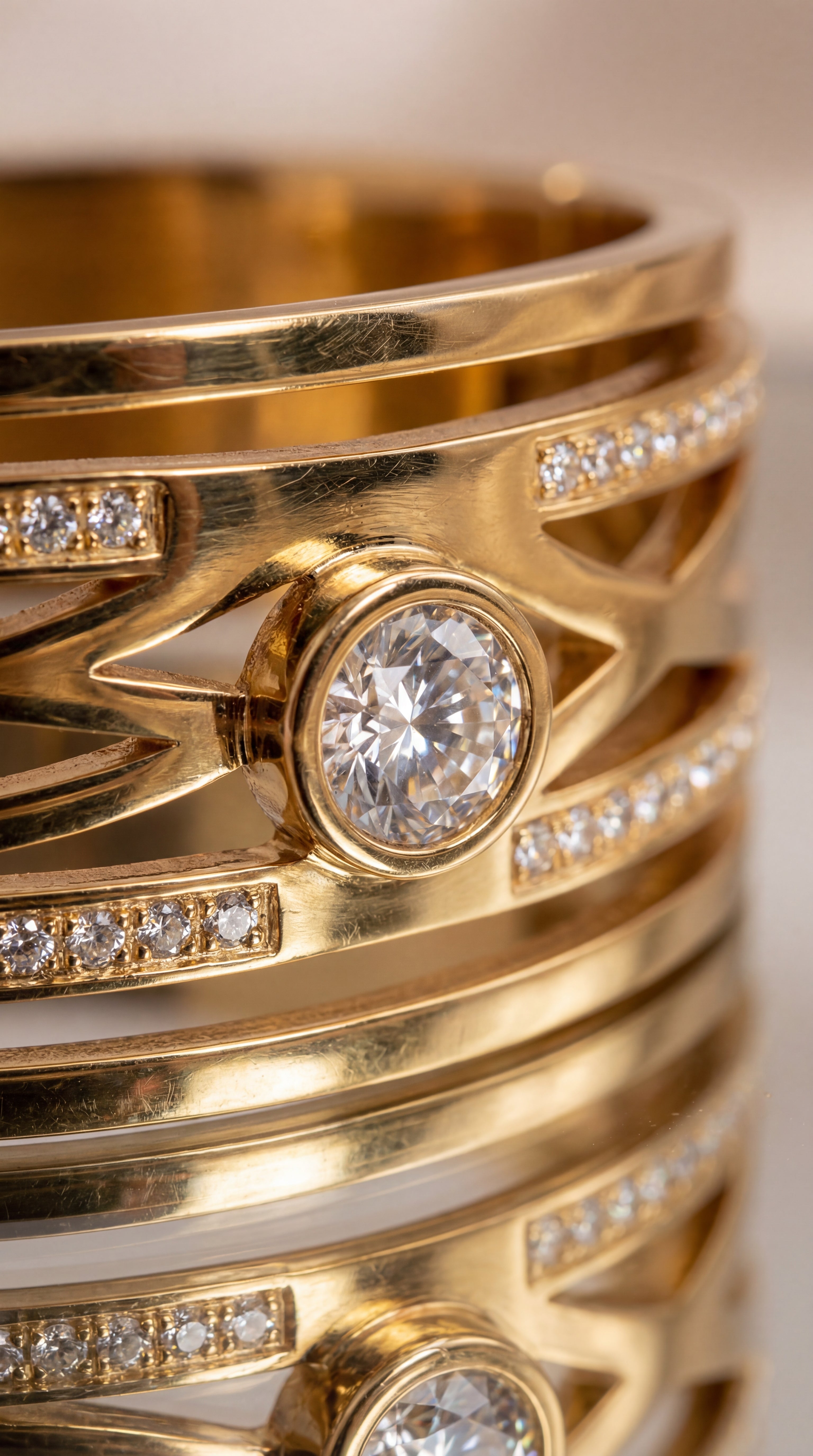Éclat Trinity Bangle