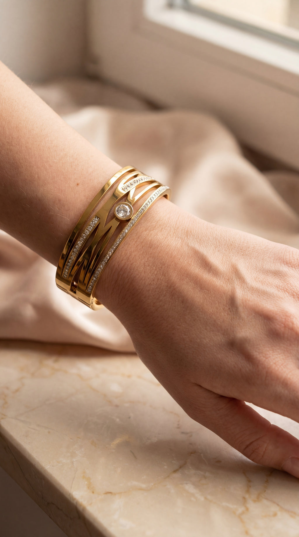 Éclat Trinity Bangle