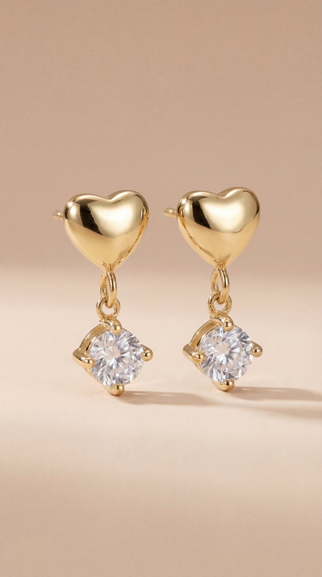 Mini Heart Éclat CZ Earrings