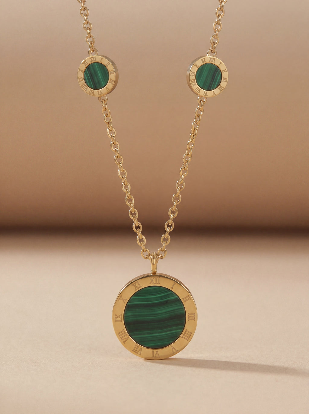 Verde Sweater Necklace