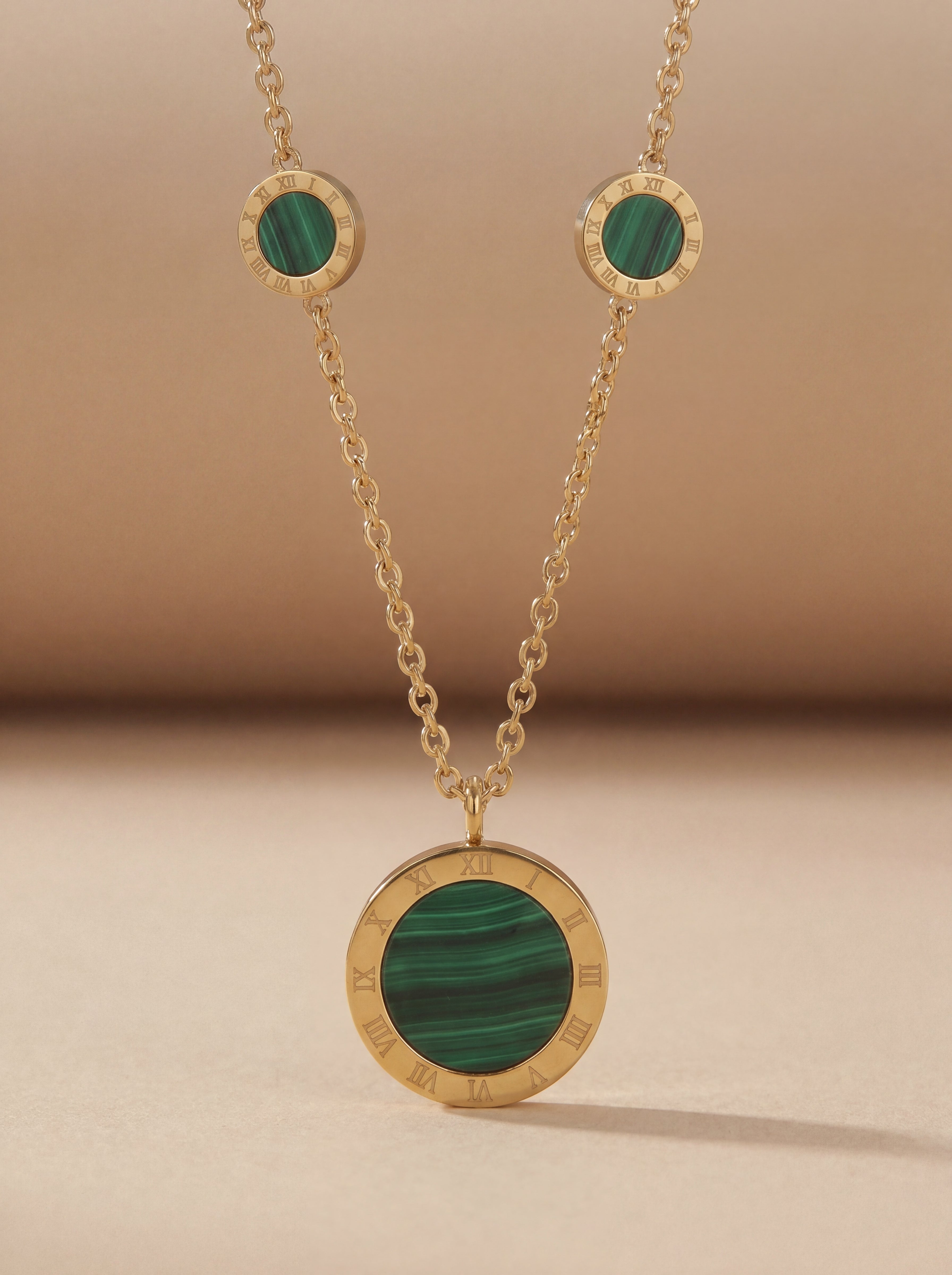 Verde Sweater Necklace