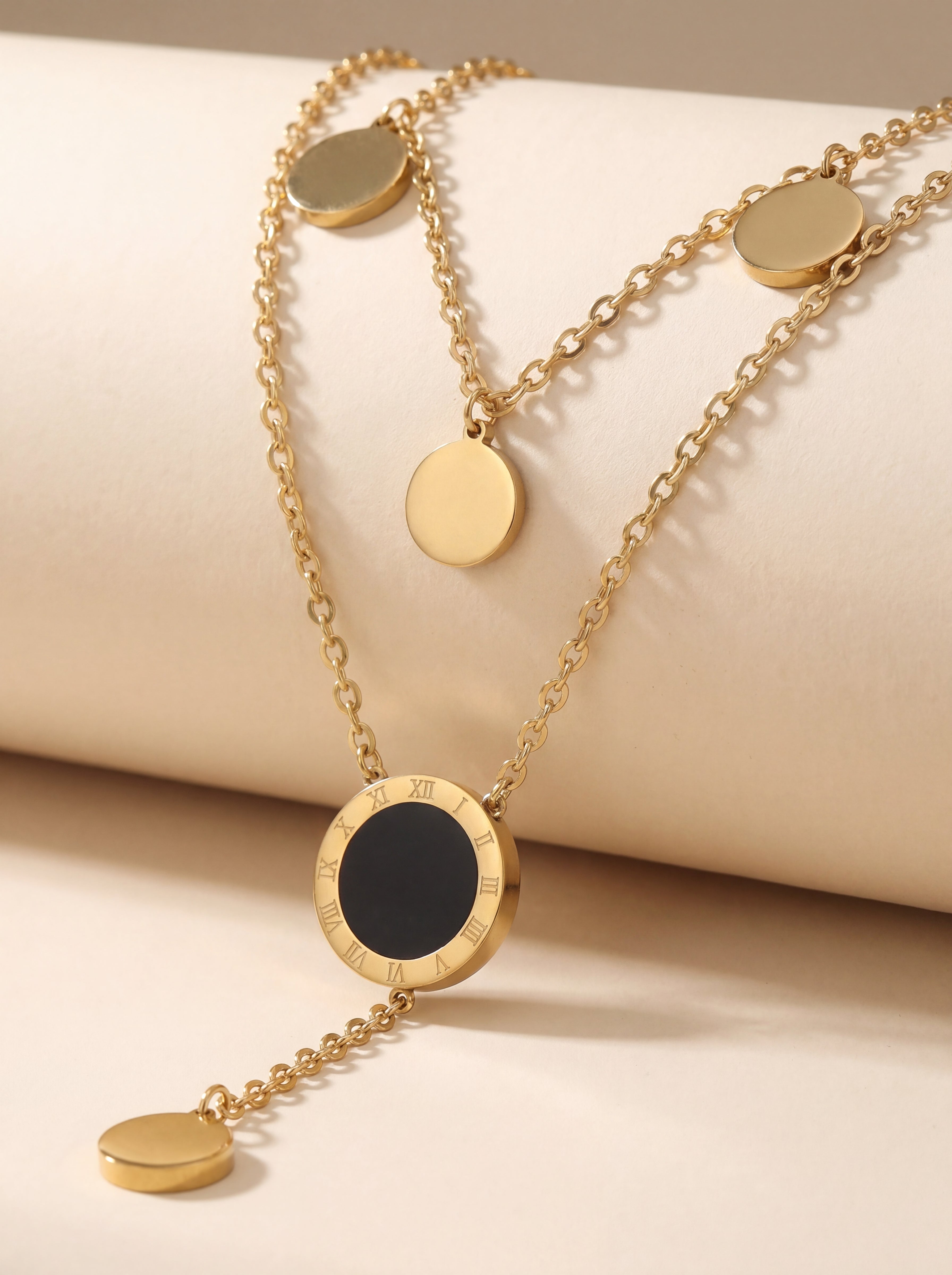Double Layer Roman Disc Necklace - Black