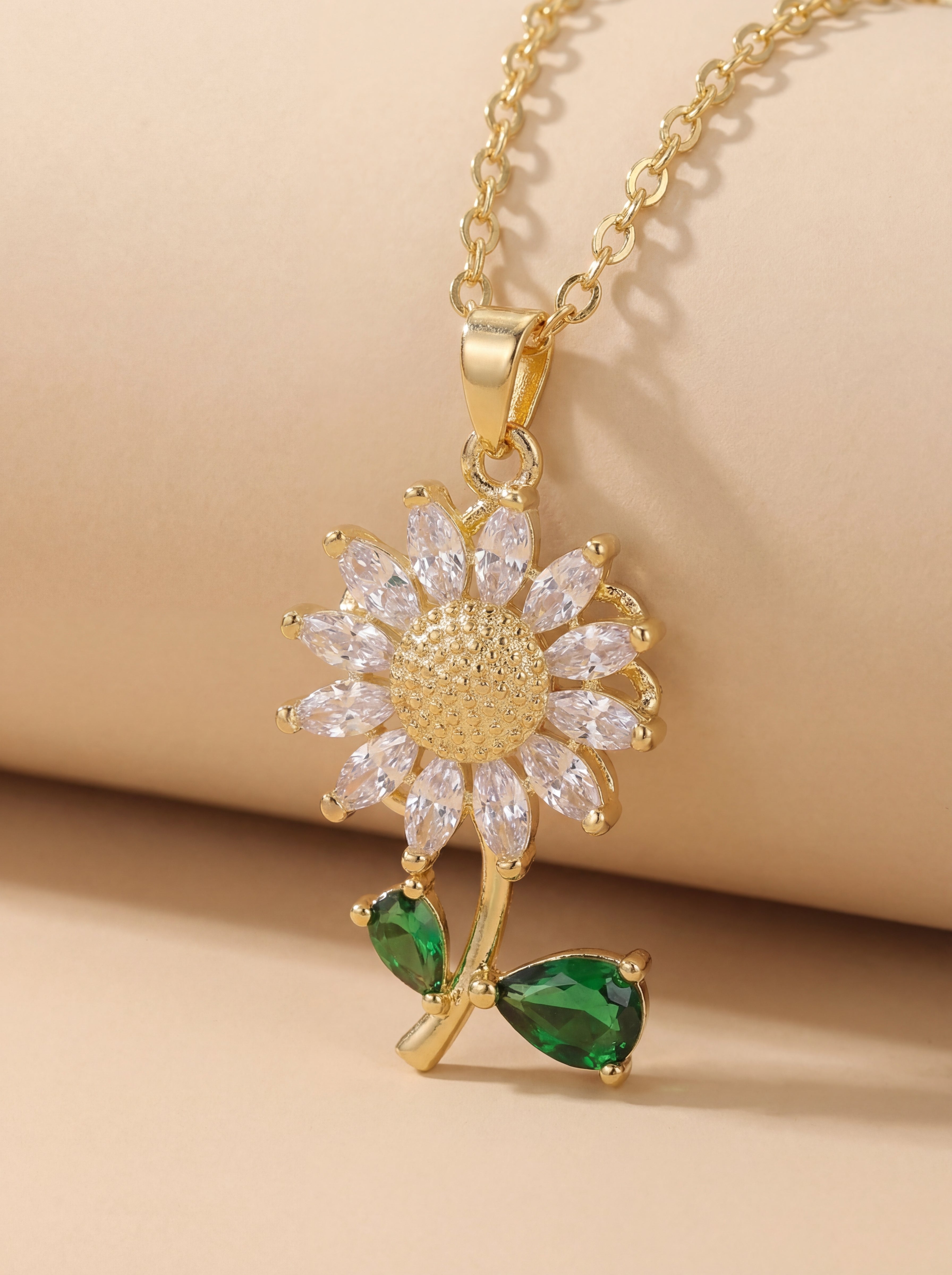 Rotating Sunflower Pendant Necklace